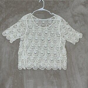 Sage & Vicky Blouse Womens Medium White Crochet Lace Sheer Short Sleeve Top